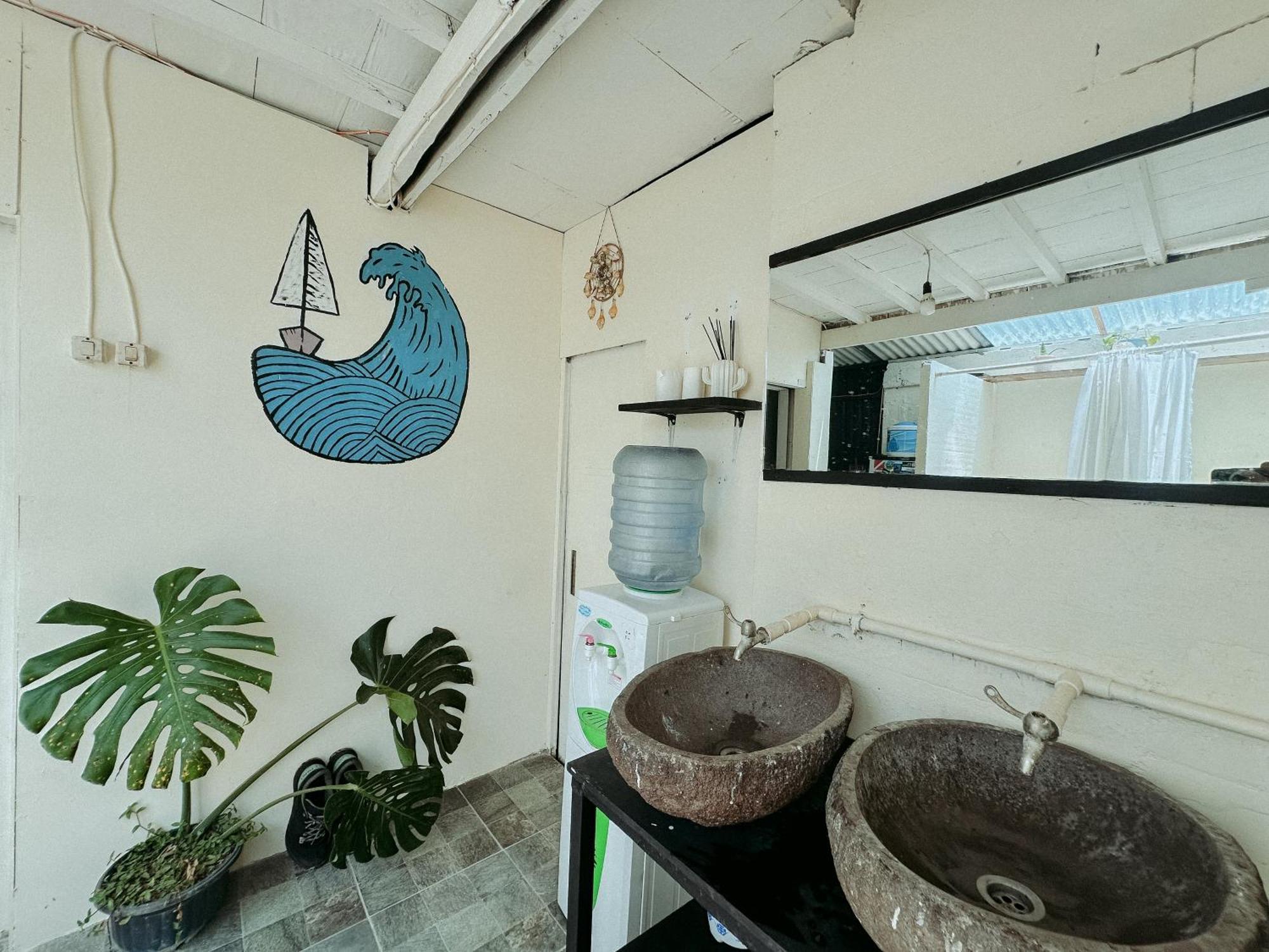 Ataflores House Labuan Bajo Exterior foto