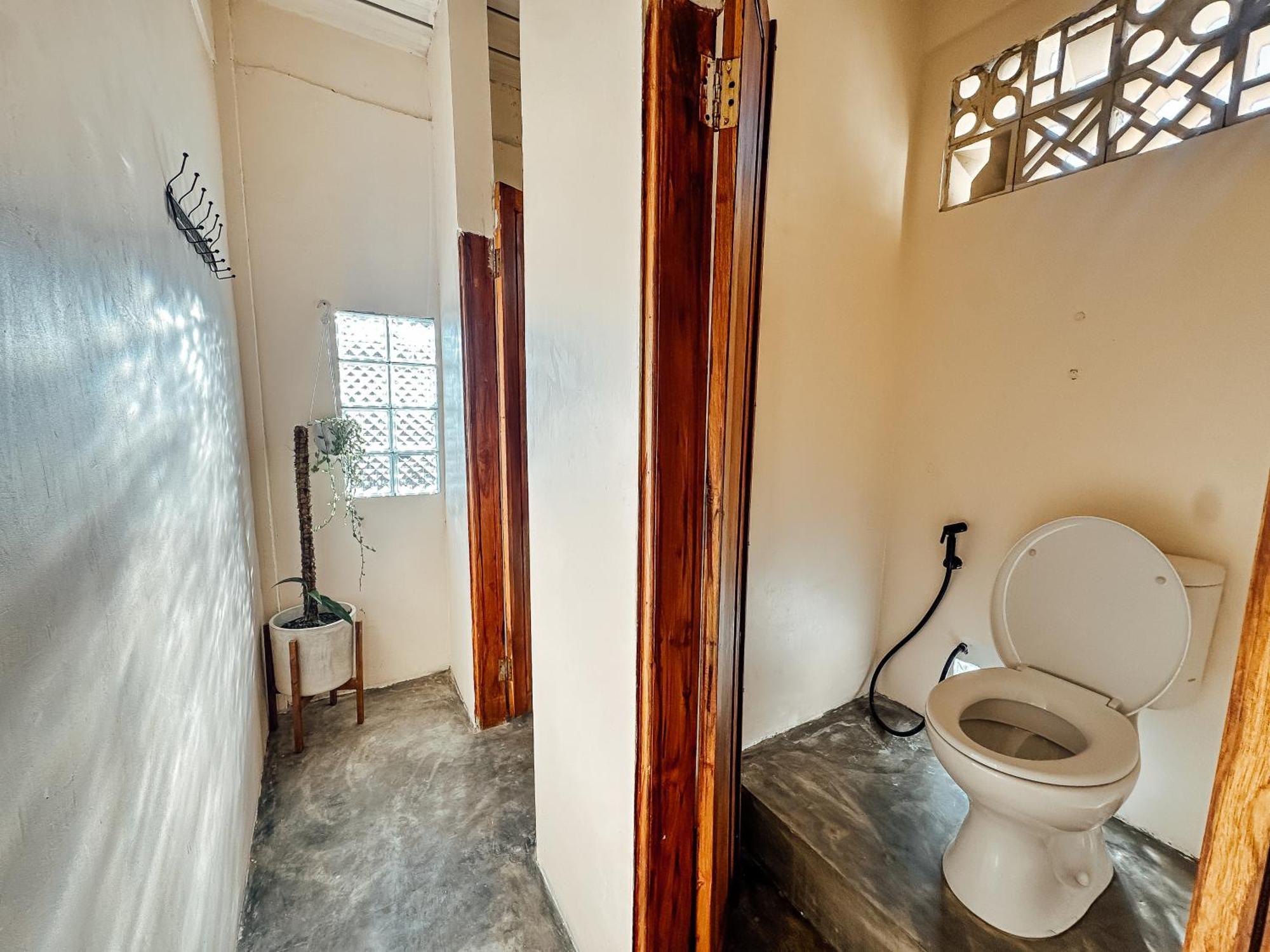 Ataflores House Labuan Bajo Exterior foto